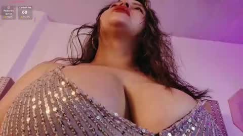 victoria_cherry_ online show from December 16, 11:38 am