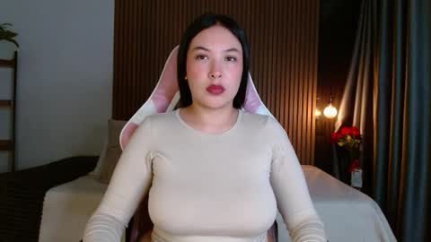 Victoria Collins online show from January 15, 5:33 pm