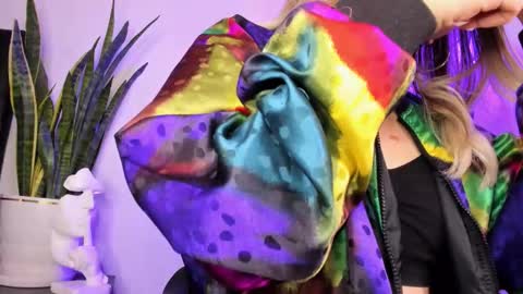 D A N I online show from November 3, 5:36 pm