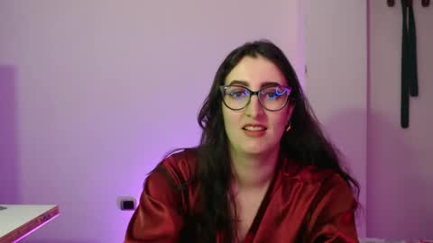 Victoria online show from October 25, 10:10 pm