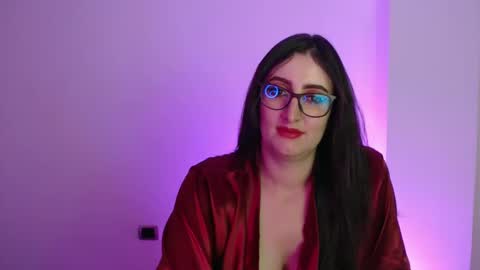 Victoria online show from February 3, 7:42 pm