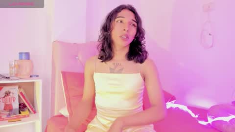 Victoria online show from December 4, 3:39 am