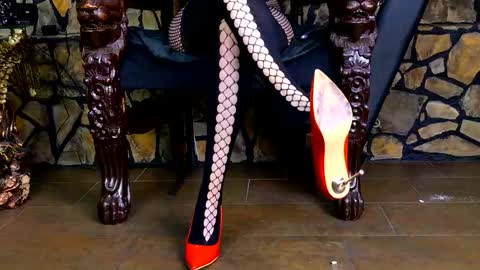 Victoria Heller online show from January 18, 6:22 am