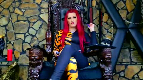 Victoria Heller online show from February 14, 8:39 am