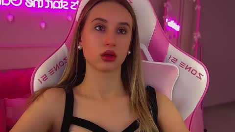 Victoria online show from December 15, 8:16 pm