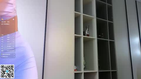 victoriahouston online show from October 10, 7:58 am