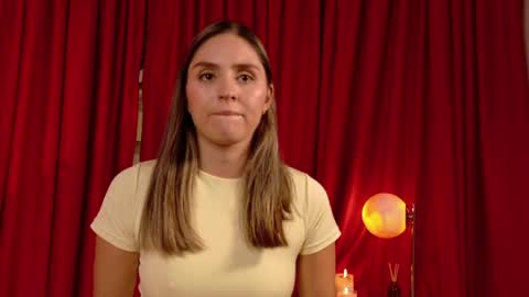 VictoriaNova online show from April 18, 7:58 pm