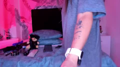 victoriasanz_ online show from December 19, 7:15 am