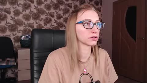 Vika online show from January 13, 10:45 pm