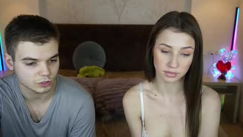 vikki and george online show from October 10, 11:31 pm