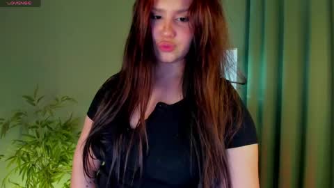 Vikki online show from April 23, 12:29 pm