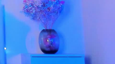 VIKKI online show from January 29, 7:11 pm