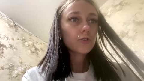 Sweett online show from May 10, 2:07 am