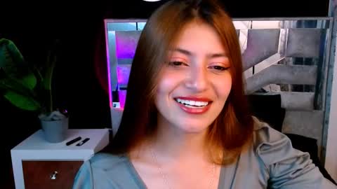 viky_evanss online show from November 12, 7:49 pm
