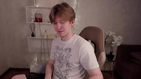 Snapshot of vincentpotts chatting on September 28, 5:38 am Vincent online show from September 28, 5:38 am