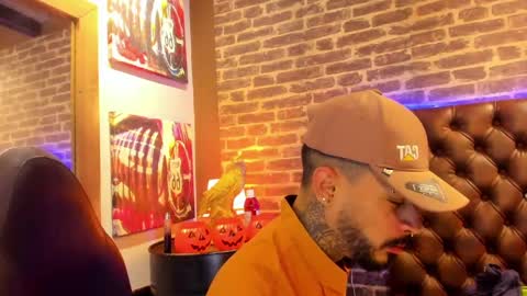 ---Vinzen--- online show from October 30, 5:41 am