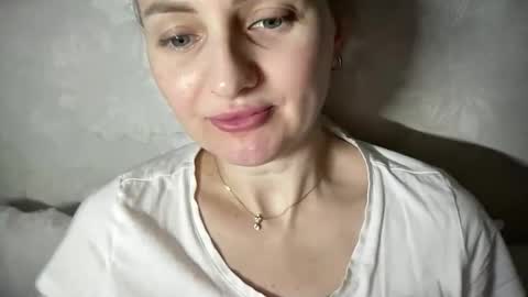 Funny  girl online show from April 19, 9:06 pm