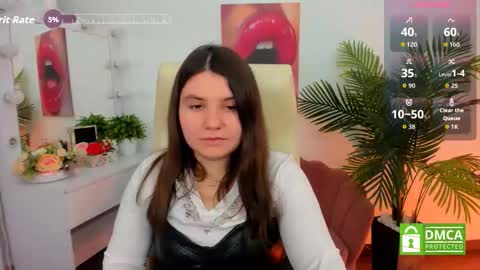 Viola online show from October 6, 9:43 pm