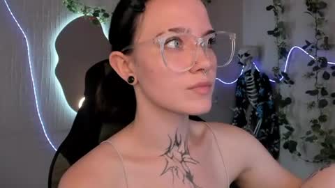 Viola online show from June 22, 7:49 am