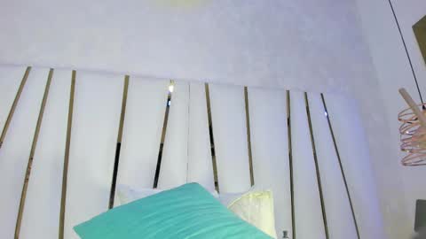 violeet_gray online show from October 31, 11:54 am