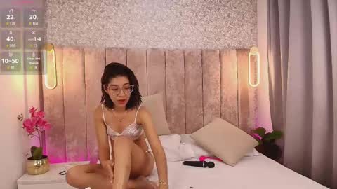 Violeta online show from October 3, 12:02 pm