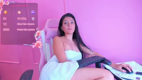 Violet online show from December 15, 1:11 pm