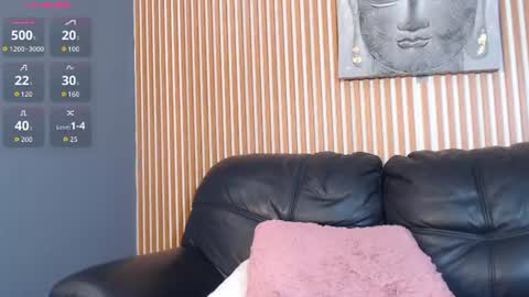 Violet online show from July 22, 10:56 pm