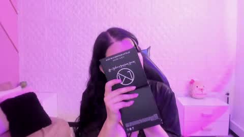     online show from May 23, 10:28 pm
