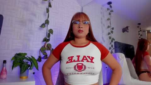 violeta  online show from April 3, 1:29 pm