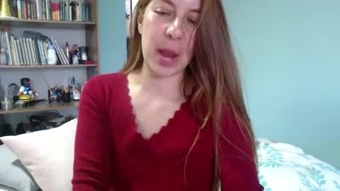 Violeta Peter online show from May 13, 9:35 pm