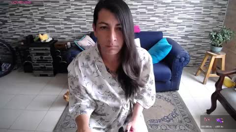 Violeta Gmez online show from May 16, 12:37 pm