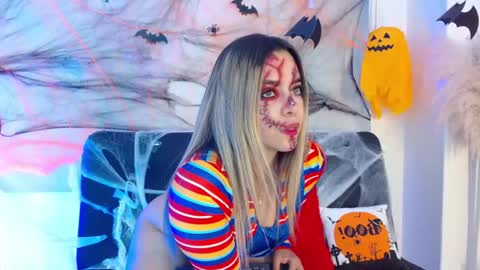 Snapshot of violetarainn chatting on October 11, 6:33 pm Violeta online show from October 11, 6:33 pm
