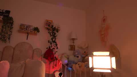 violeth___ online show from February 4, 1:15 pm