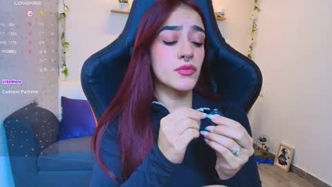 violeth_rosse_ online show from April 11, 2:38 am