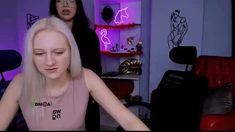 violett_shy online show from March 5, 10:33 am