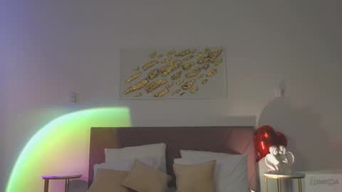 violetta_finch online show from March 24, 11:38 am