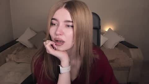 ViolettaOtis online show from March 6, 4:38 pm