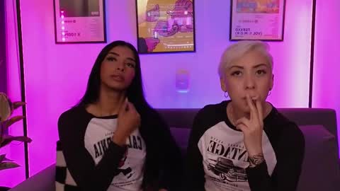 Violet online show from February 17, 12:42 am