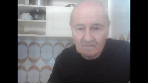 Snapshot of virgomandel chatting on October 8, 8:20 am virgomandel online show from October 8, 8:20 am