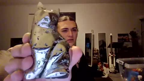 priscilla online show from September 16, 5:43 am