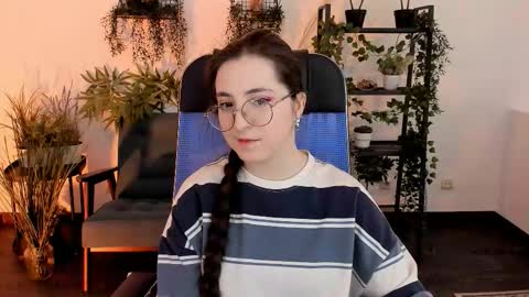 your love online show from December 3, 8:04 am