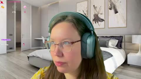 Victoria Romans online show from April 18, 5:42 am