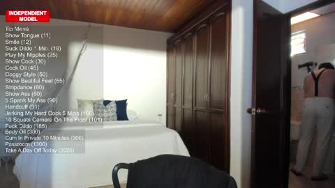 Vito Ferrer online show from April 1, 6:16 pm