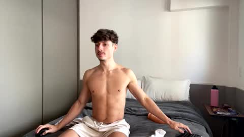 vitoraugustoxxx online show from October 17, 11:47 am