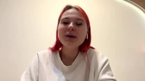 Aurora online show from March 15, 1:25 pm