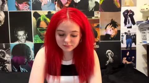 Aurora online show from March 30, 1:00 pm