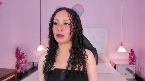 Vivi online show from February 6, 4:05 am