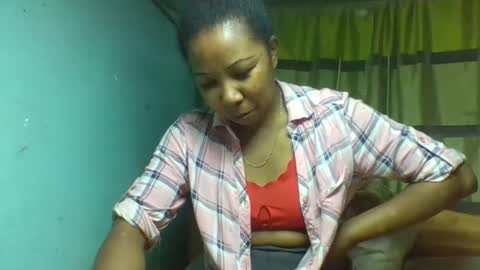 viviane0812 online show from November 19, 7:01 pm