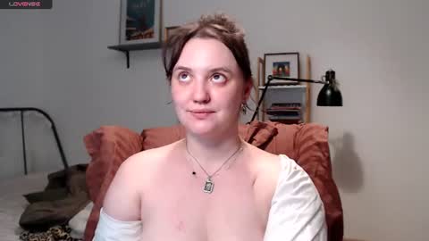 Lela online show from July 5, 12:36 am