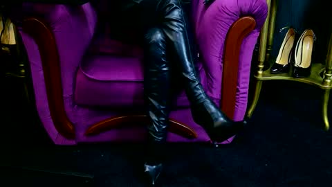 Vivian Reeve online show from September 25, 8:32 am